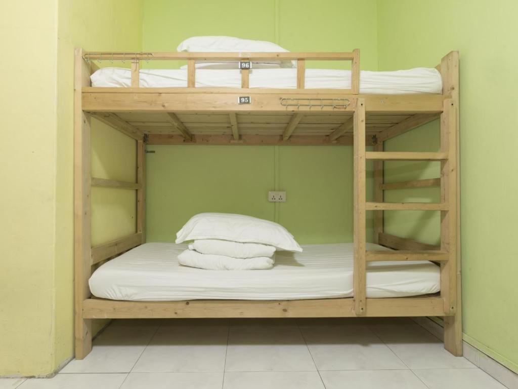 Hostel Traveller@sg *